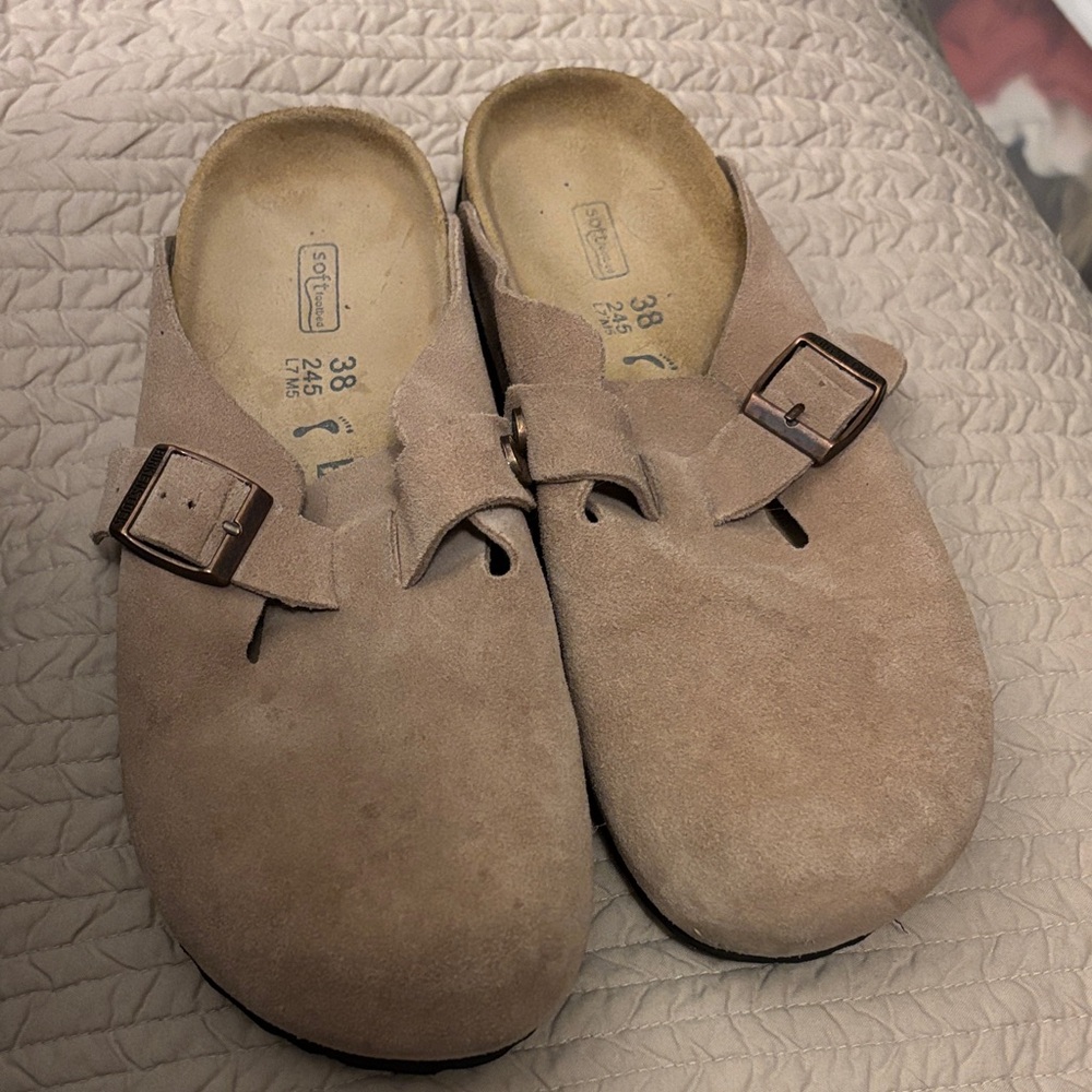 Birkenstock Clogs- Tan Suede- Soft Footbed
